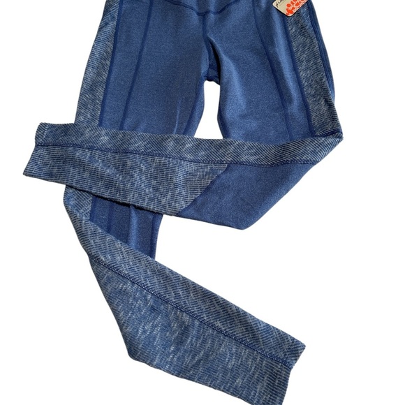 Free movement Striped Leggings - Picture 2 of 4